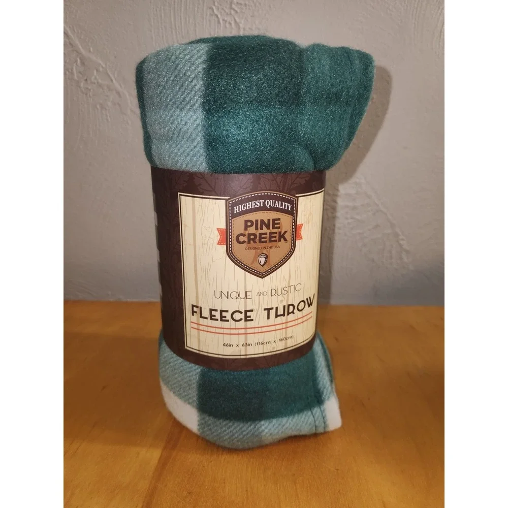 Pine Creek Fleece Throw Blanket 46 x 63  Copper‎ Green Plaid Christmas New